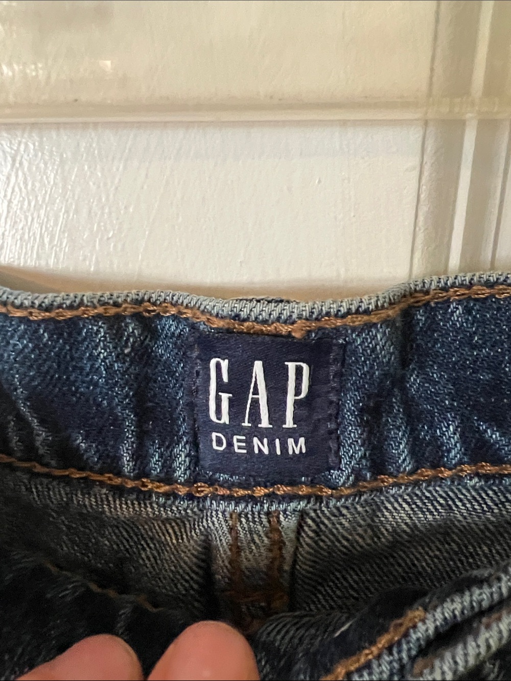 Gap High Rise 7” Short - Picture 3 of 6